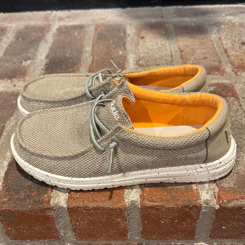 Hey Dude Men's Tan and Orange Loafers